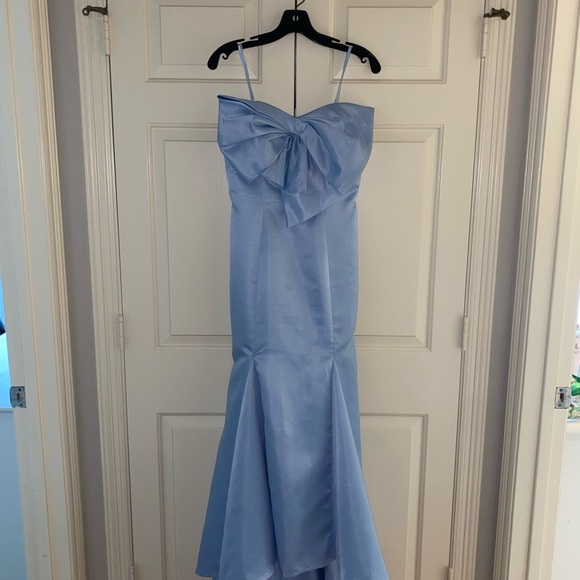 Mac Duggal STRAPLESS BOW MERMAID GOWN - Picture 3 of 5